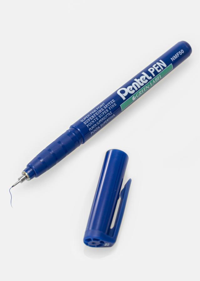 Pentel NMF50-C - Син Химикалка за албуми - 0,5 mm